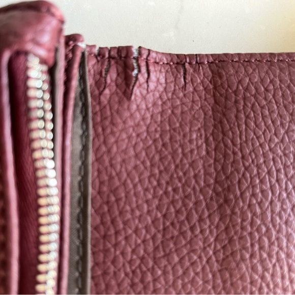 Women’s Purse.  Matt and Nat - Picture 6 of 8